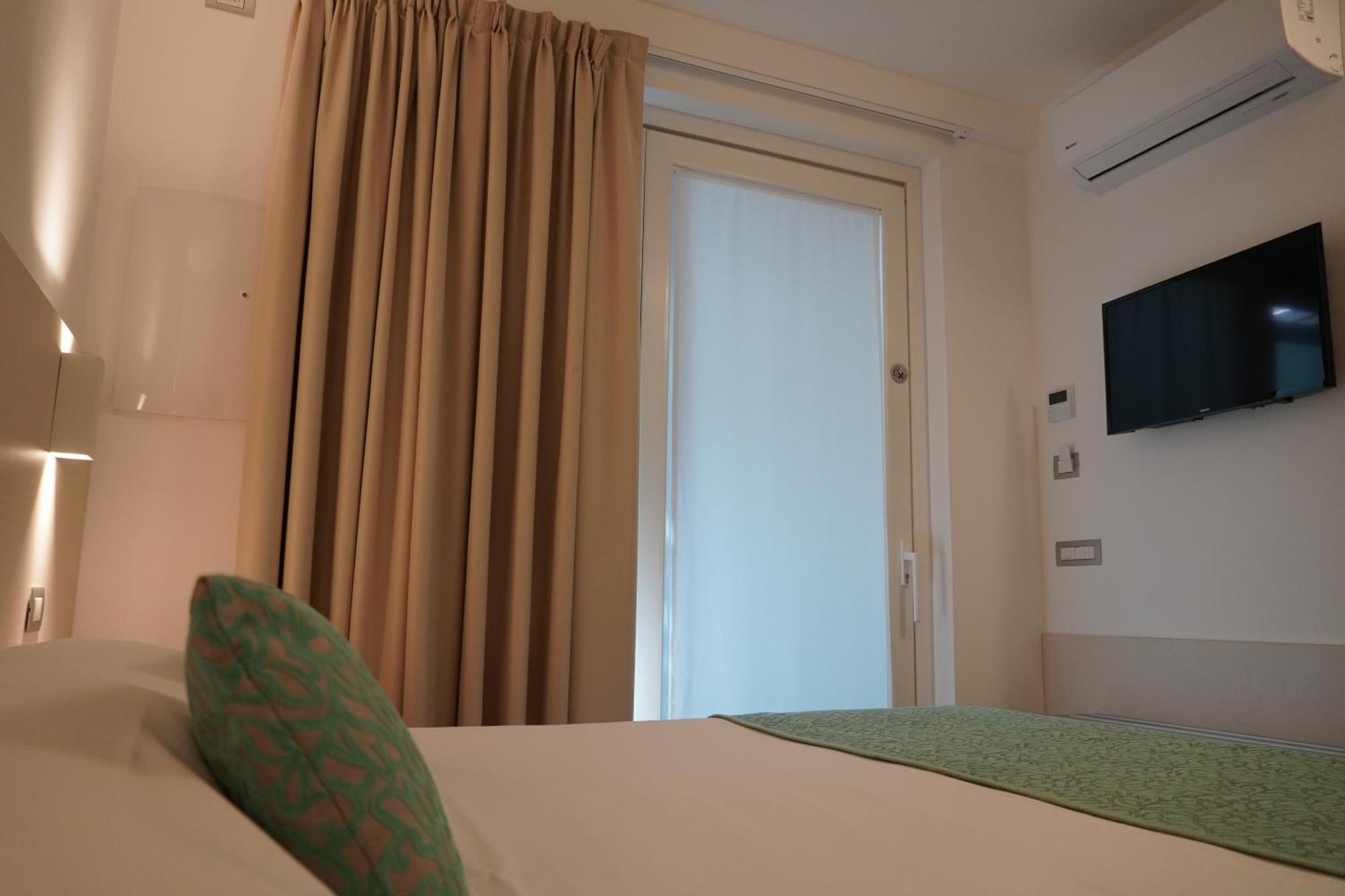 אנג'רה Hotel Ponti מראה חיצוני תמונה
