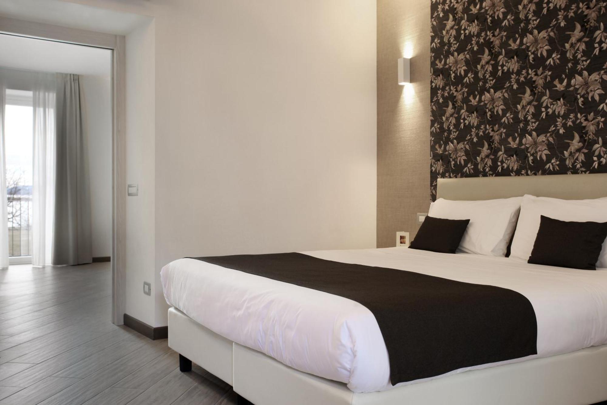 אנג'רה Hotel Ponti מראה חיצוני תמונה
