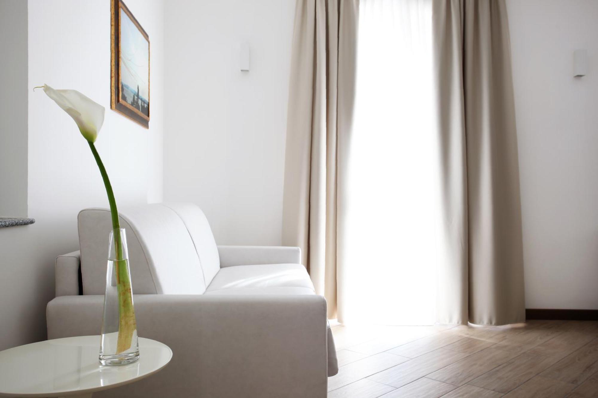 אנג'רה Hotel Ponti מראה חיצוני תמונה
